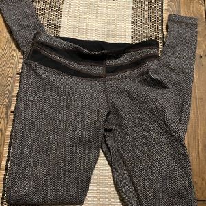 Lululemon 🍋 Rare Herringbone Pants